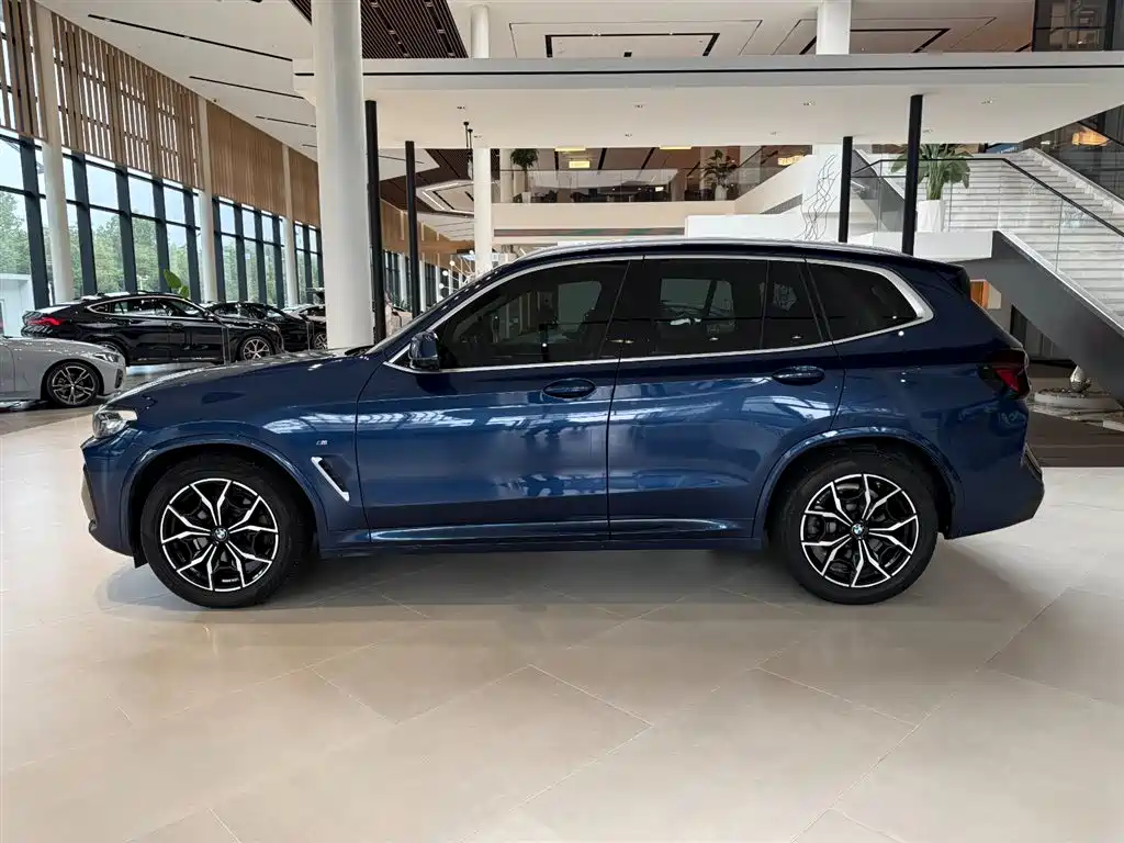BMW X3 — миниатюра 11