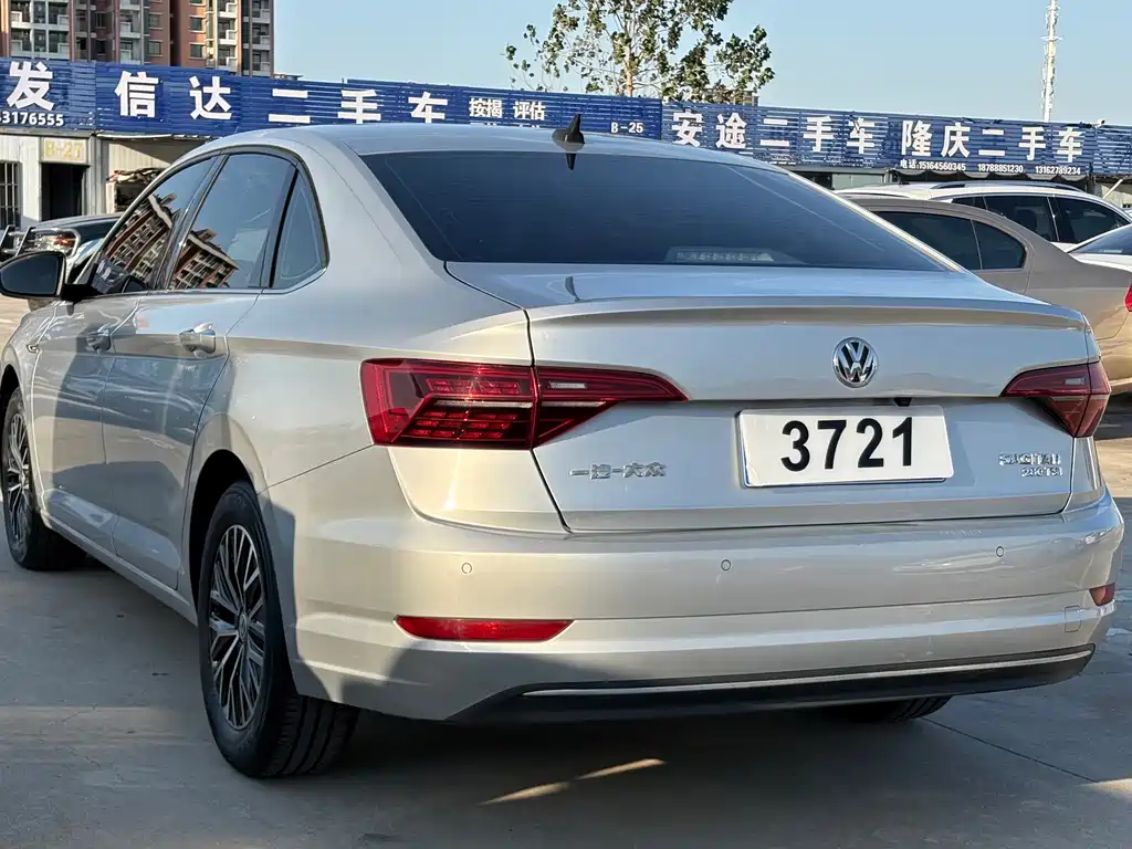 Volkswagen Sagitar — миниатюра 6