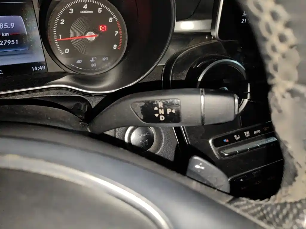 Mercedes-Benz C-Class — миниатюра 7