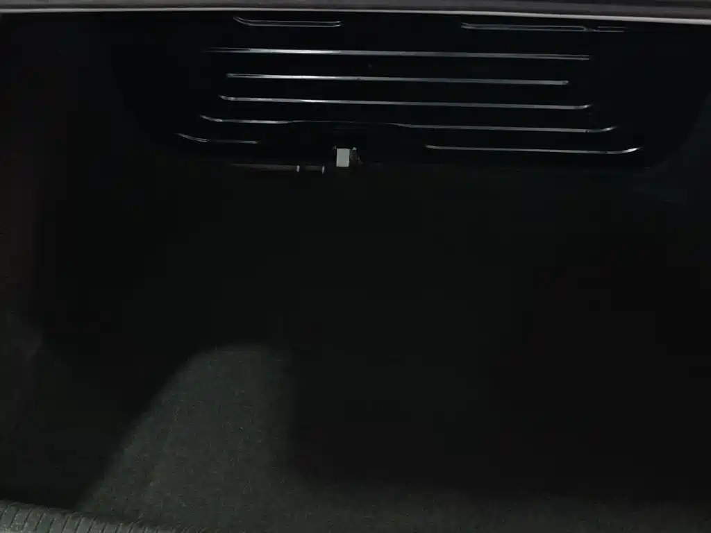 Volkswagen Polo — миниатюра 14