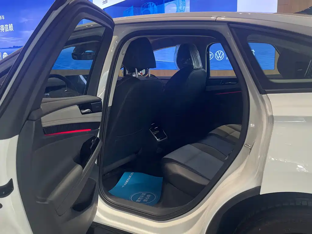 Volkswagen ID.7 VIZZION — миниатюра 8