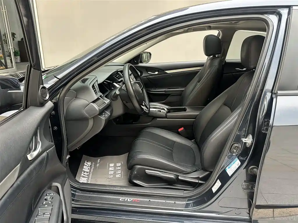 Honda Civic 2019 220TURBO CVT VI