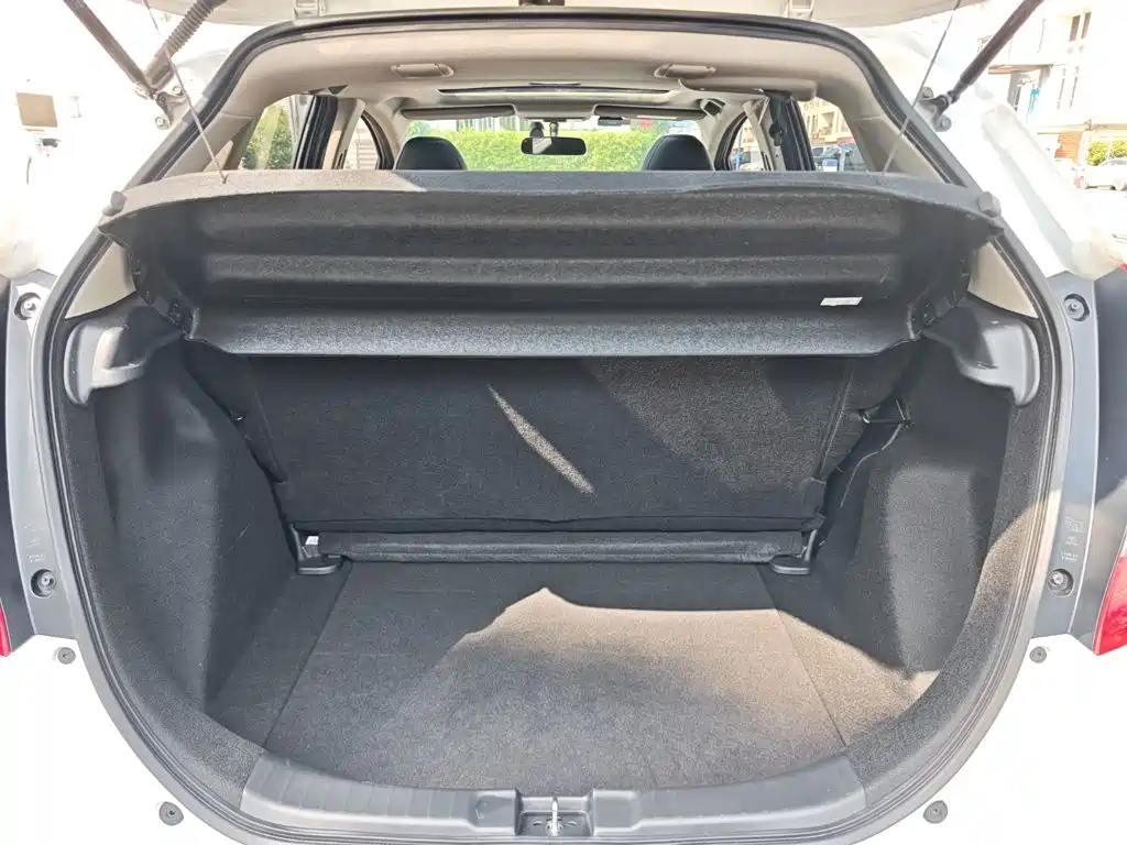 Honda Fit — миниатюра 25