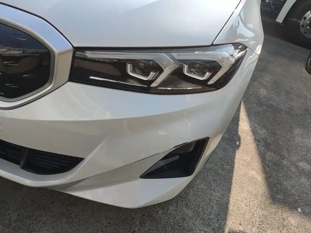 BMW i3 — миниатюра 24