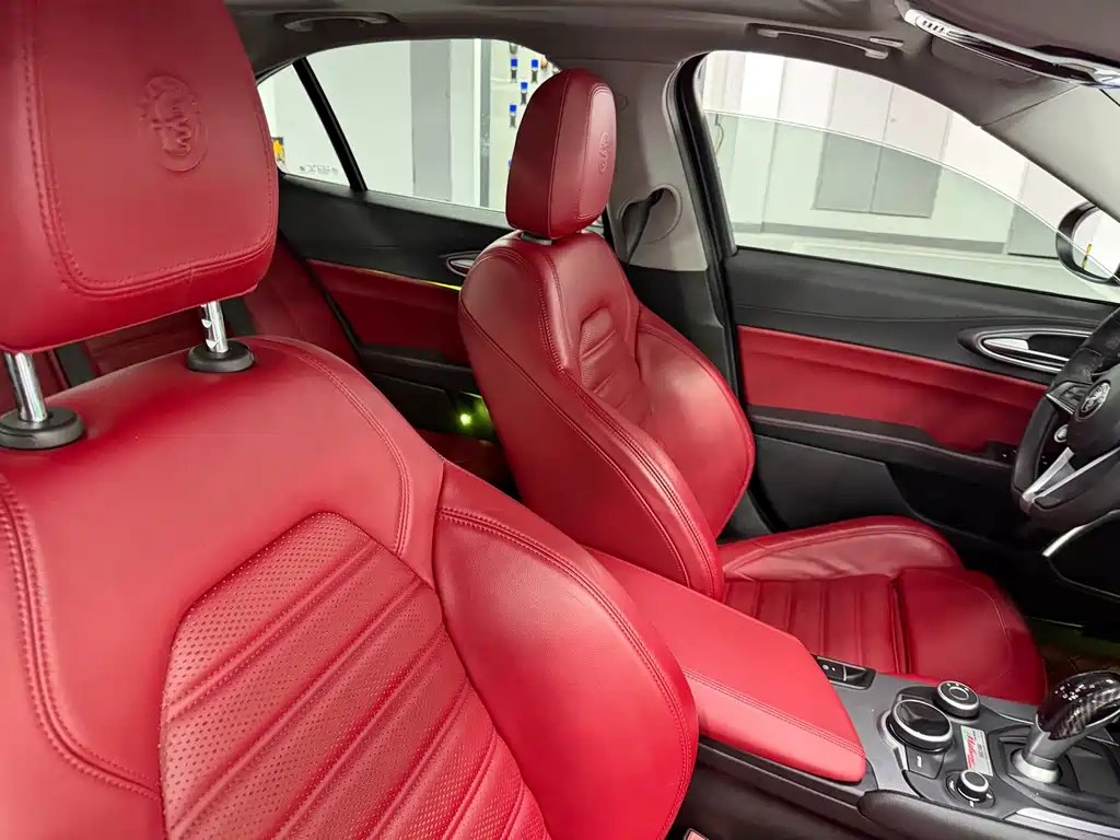 Alfa Romeo Giulia — миниатюра 15