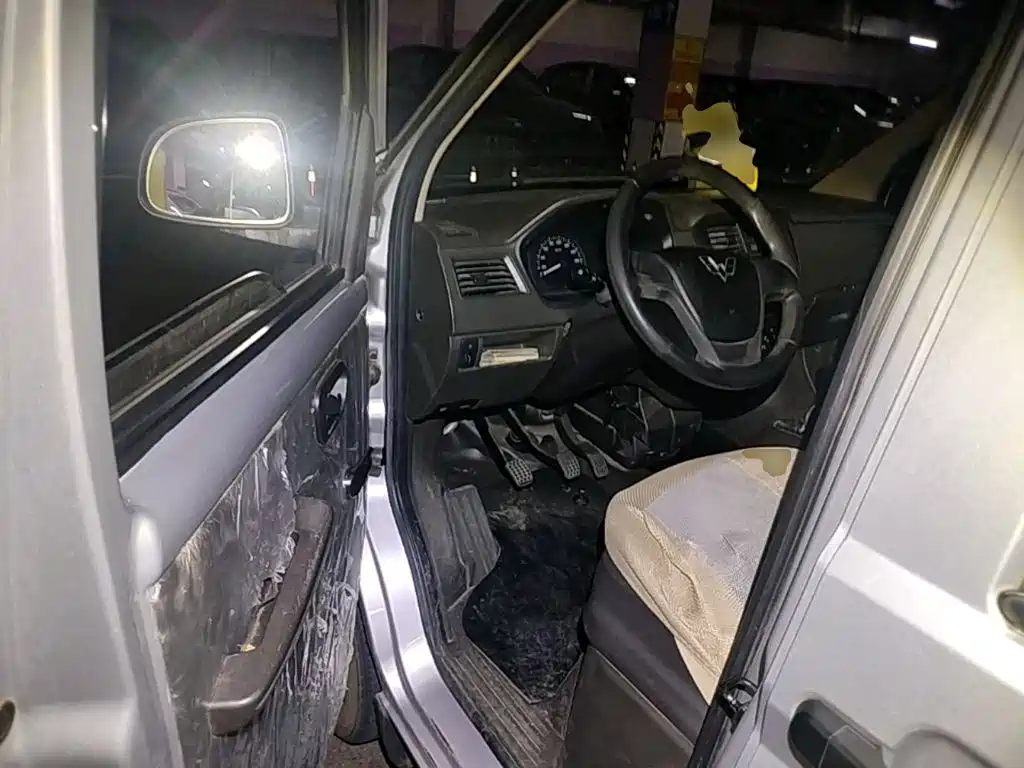 Wuling Rongguang — миниатюра 21