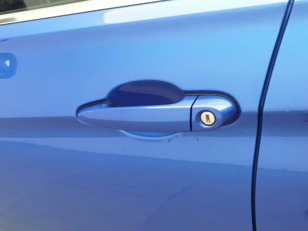 BMW 3 Series — миниатюра 18