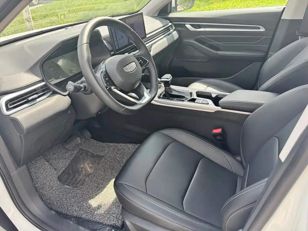 Geely Emgrand — миниатюра 4