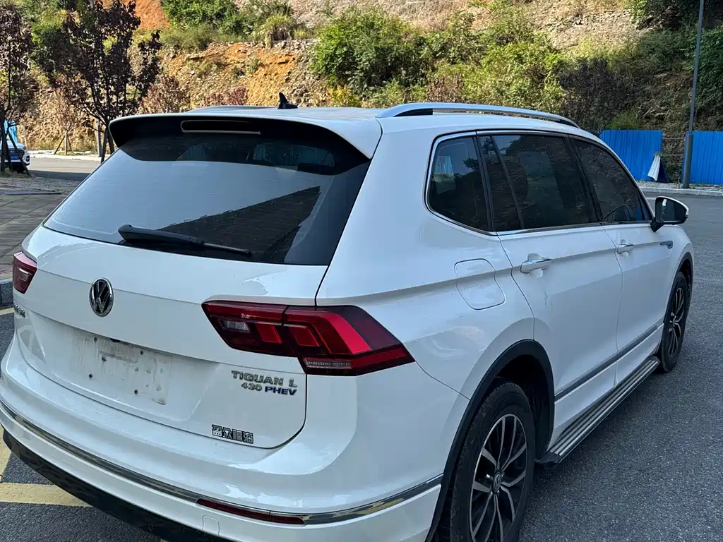 Volkswagen Tiguan L PHEV — миниатюра 19
