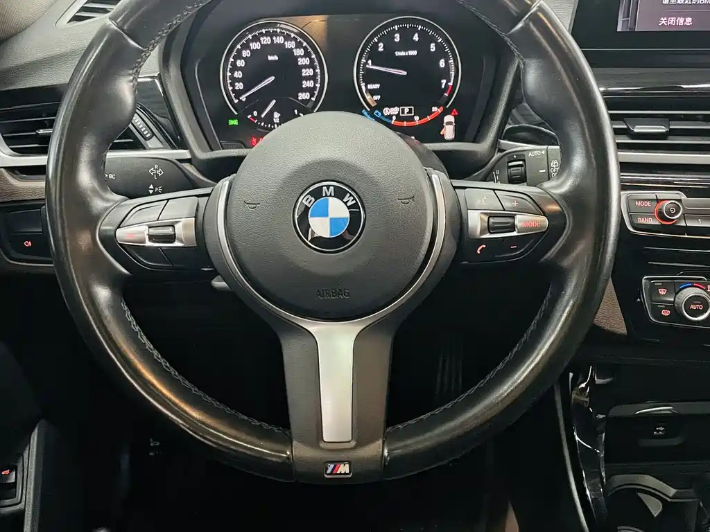 BMW X1 — миниатюра 13