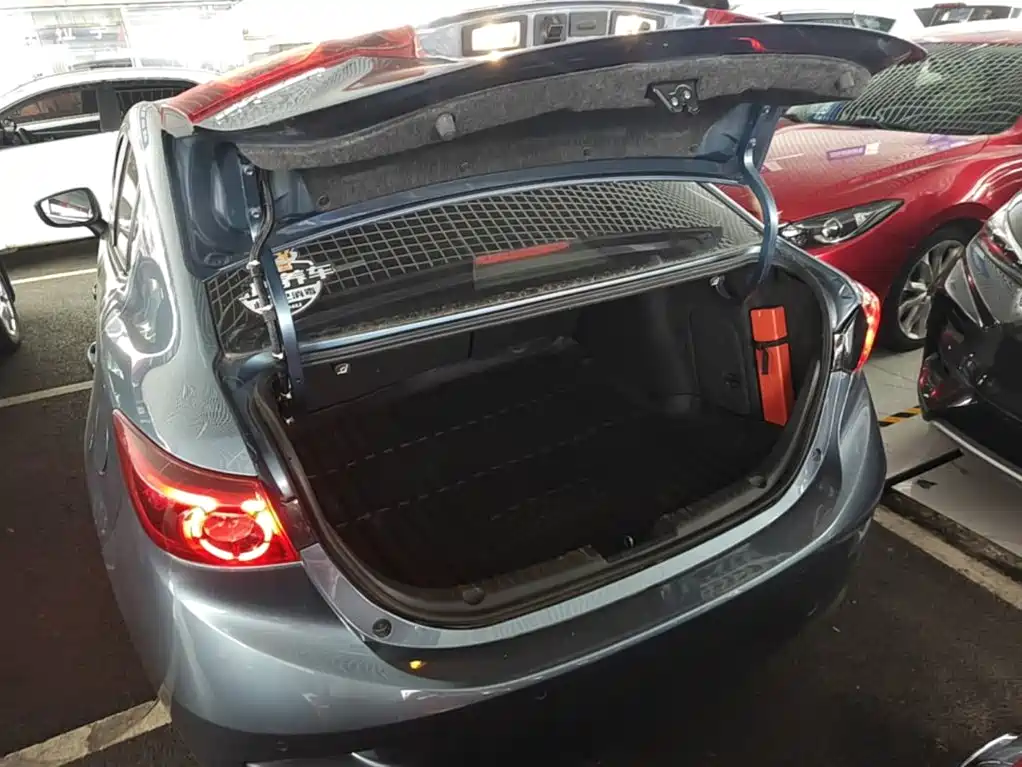 Mazda 3 Axela — миниатюра 19