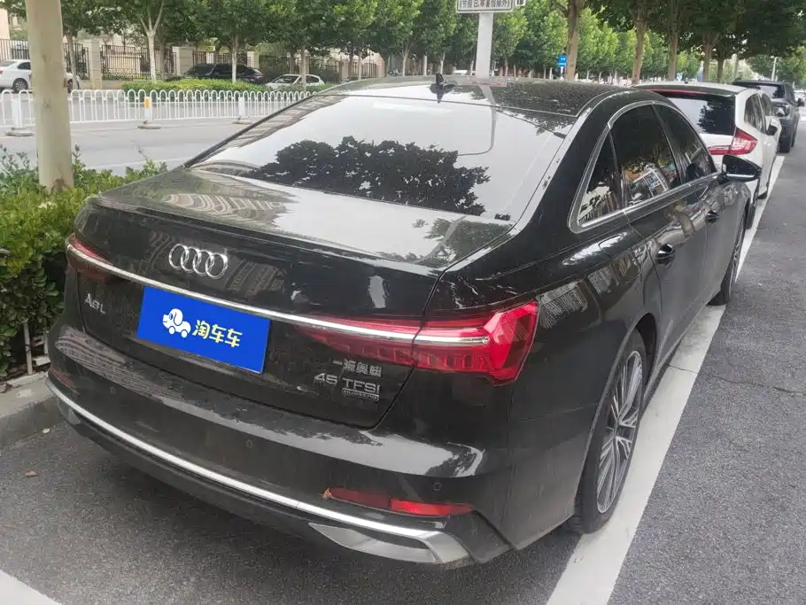 Audi A6L 2026 45 TFSI quattro