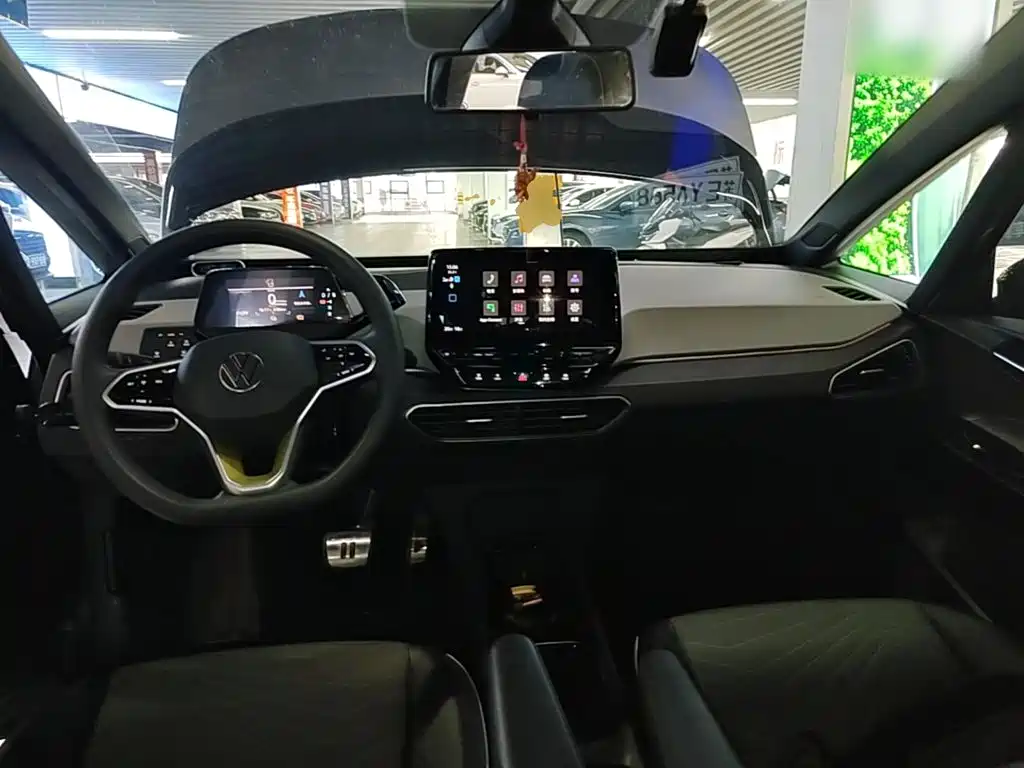 Volkswagen ID.3 — миниатюра 10