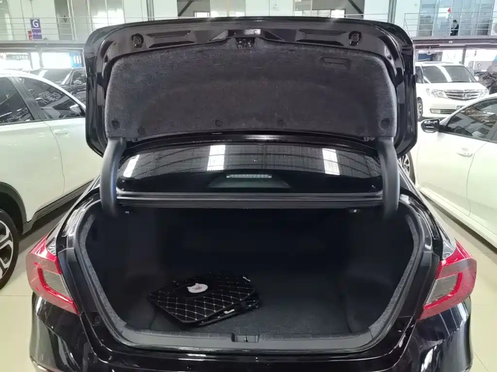 Honda Accord — миниатюра 19