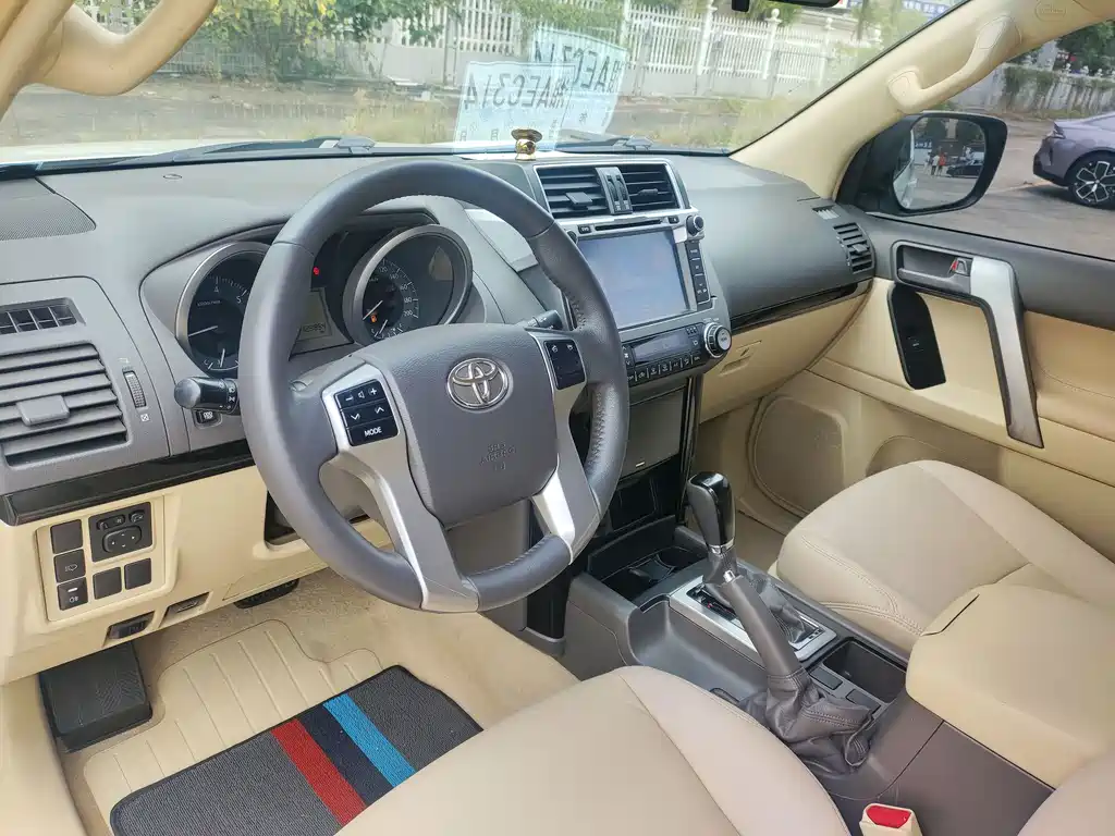 Toyota Prado (Import) — миниатюра 28