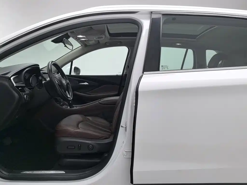 Buick Envision Plus — миниатюра 10