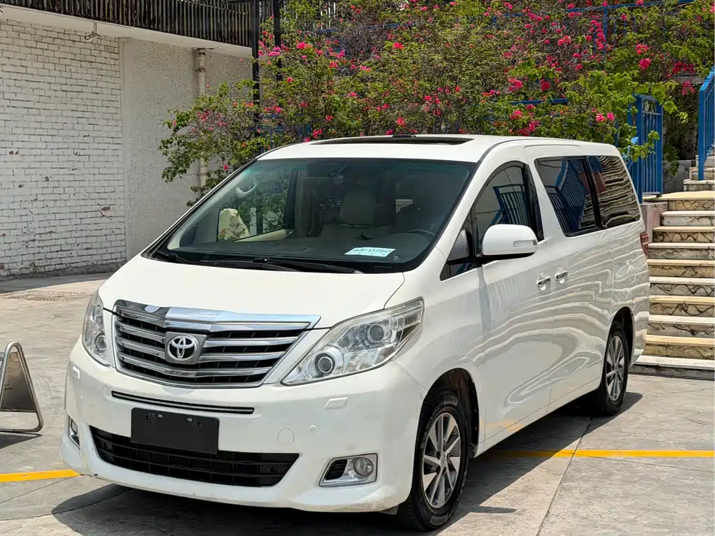 Toyota Alphard 2012 3.5L Luxury