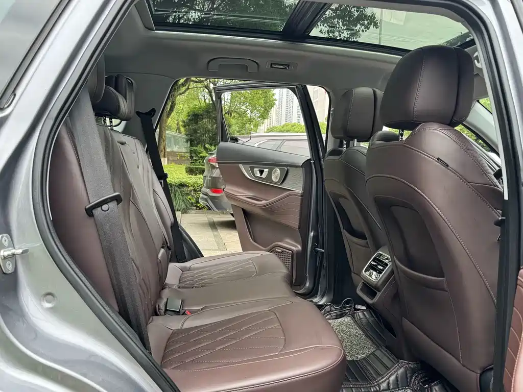 Chery Tiggo 8 PRO — миниатюра 14