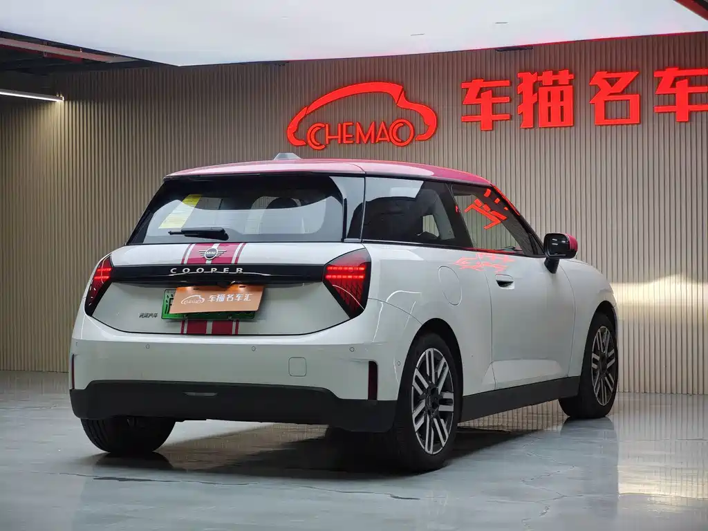 MINI MINI COOPER EV — миниатюра 6