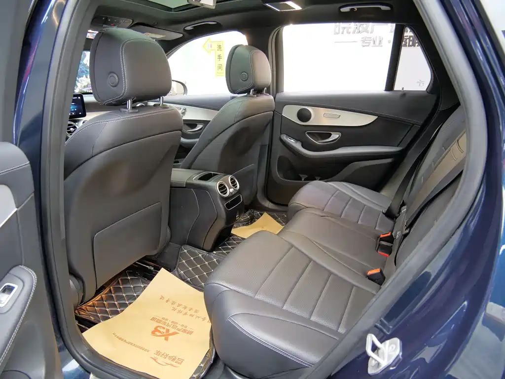 Mercedes-Benz GLC 2021 GLC 260 L 4MATIC