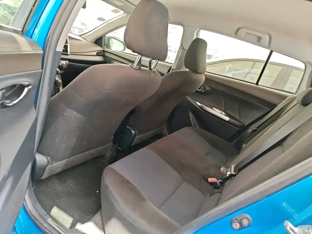 Toyota Yaris L — миниатюра 17