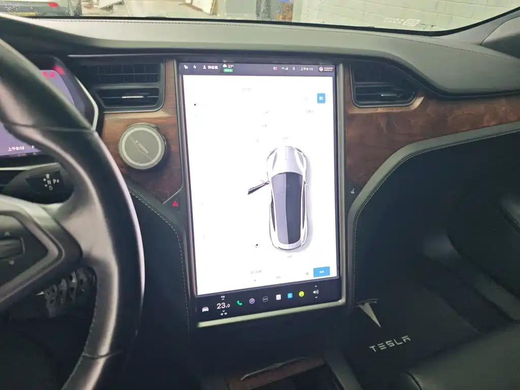 Tesla Model S — миниатюра 6