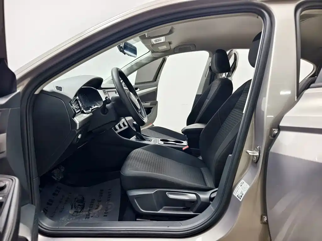 Volkswagen Bora — миниатюра 10