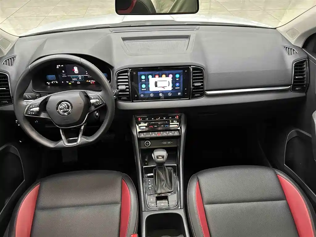 Skoda Karoq 2023 TSI280