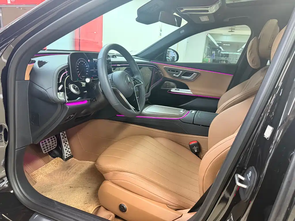 Mercedes-Benz E-Class — миниатюра 4