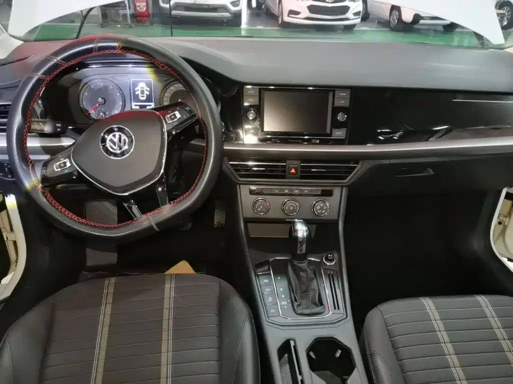 Volkswagen Lavida — миниатюра 10