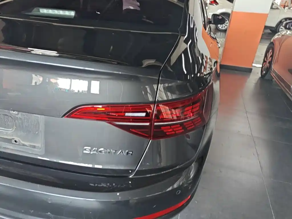 Volkswagen Sagitar — миниатюра 8