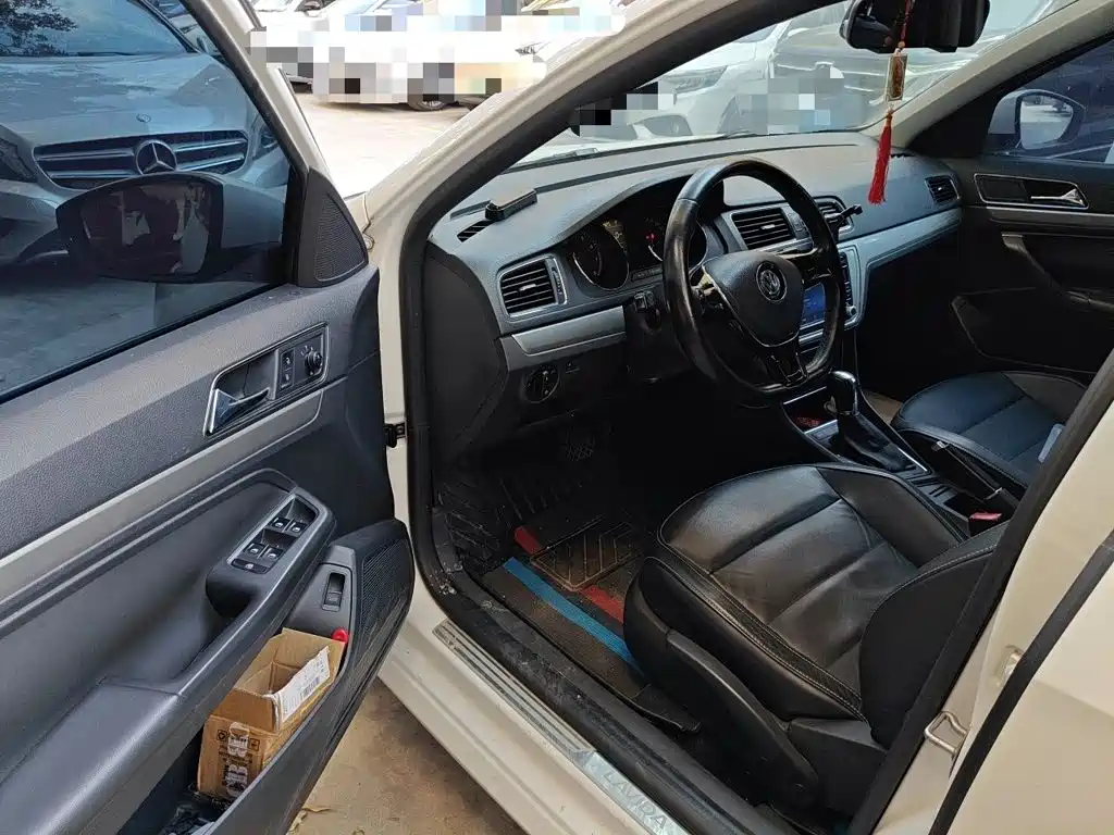 Volkswagen Lavida — миниатюра 12