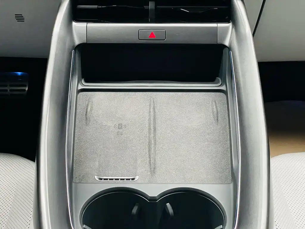 ARCFOX Alpha S5 — миниатюра 22