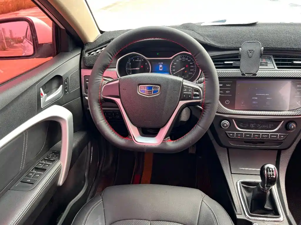 Geely Emgrand — миниатюра 13