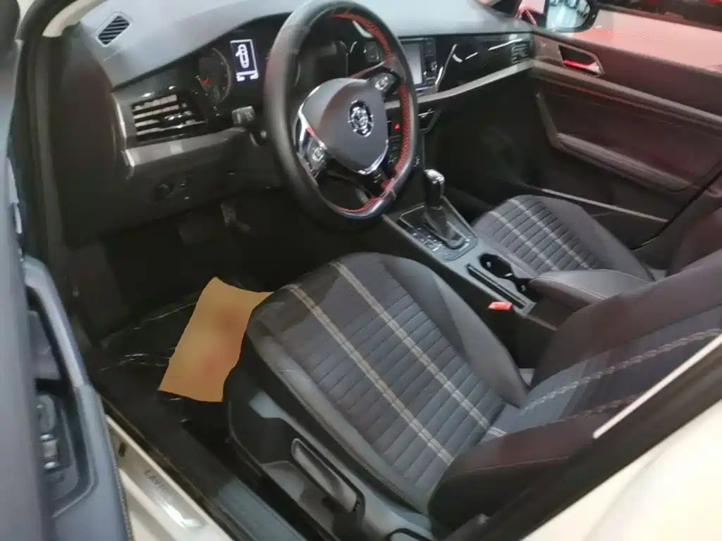 Volkswagen Lavida — миниатюра 15