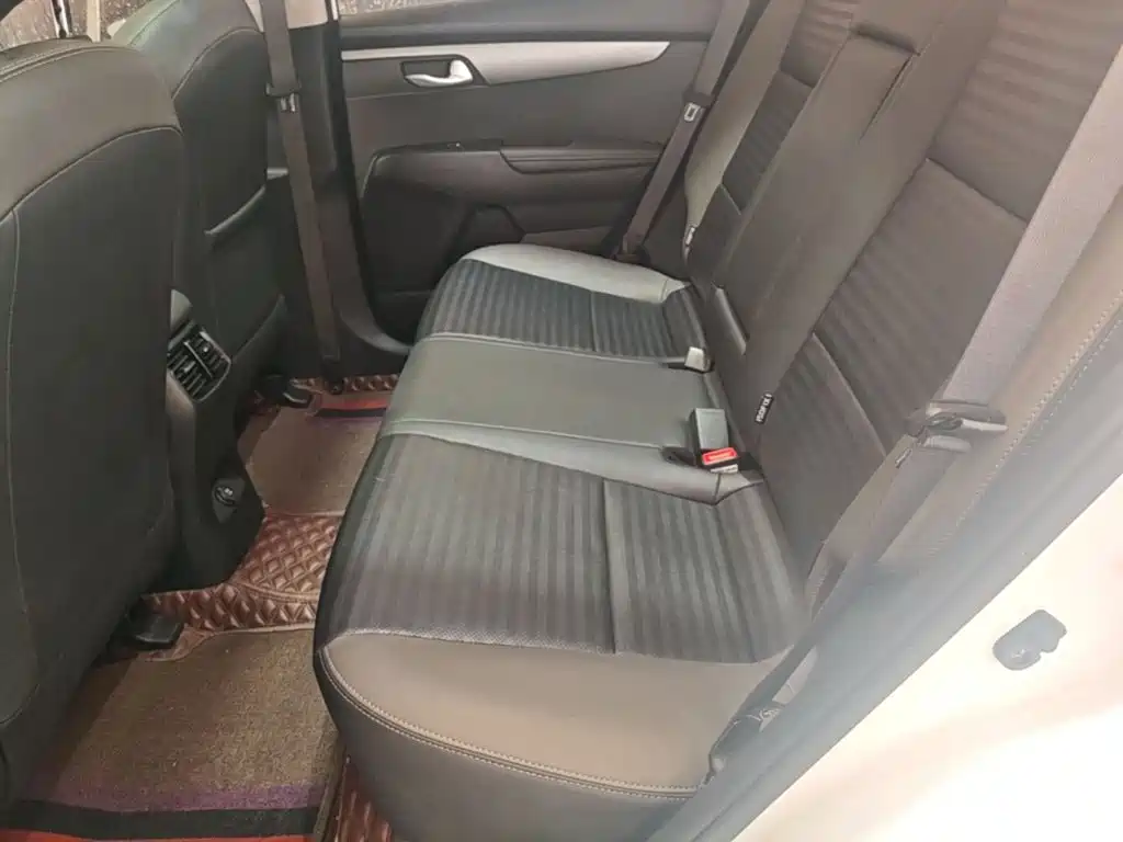 Kia Sportage — миниатюра 17