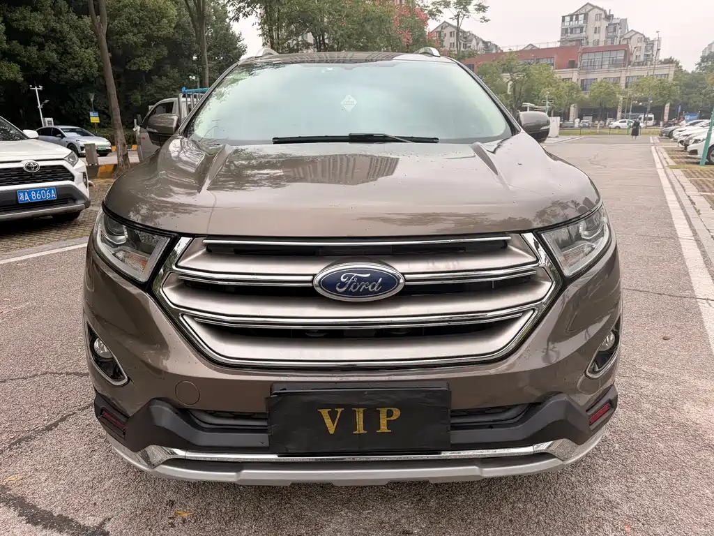Ford Edge — миниатюра 2