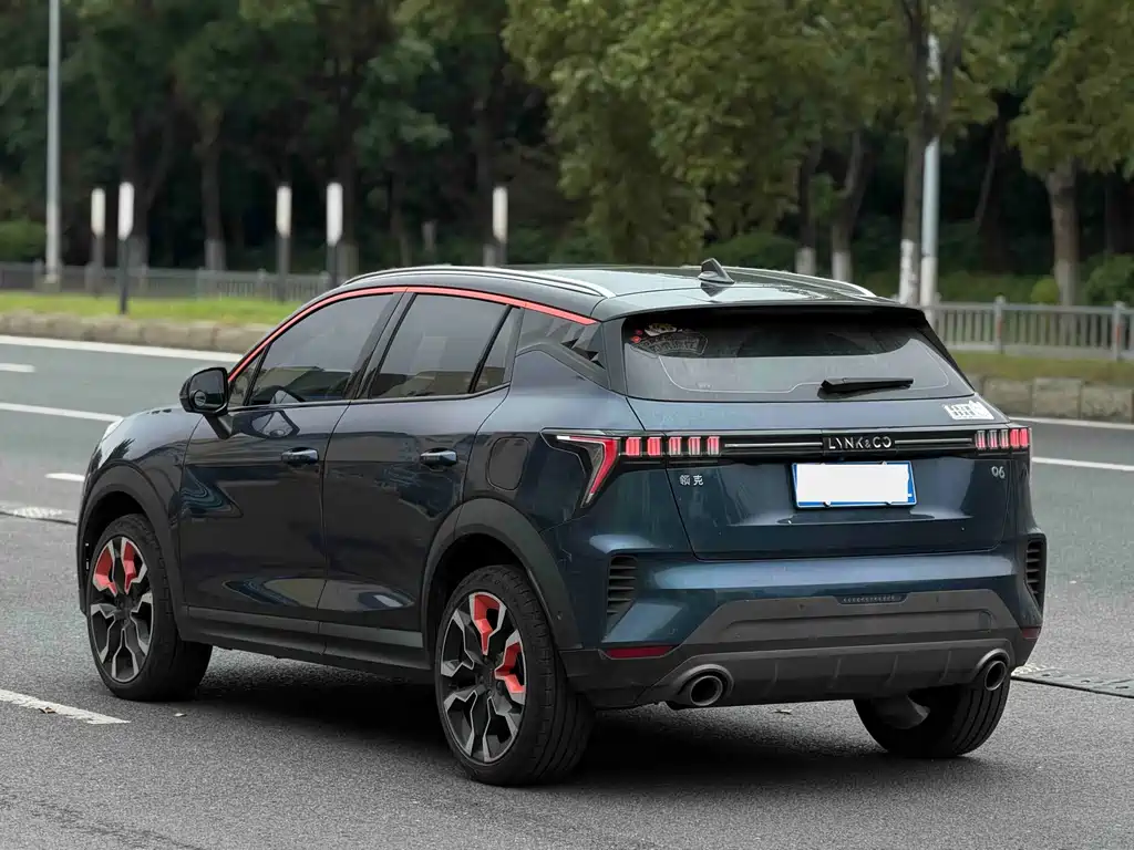 Lynk & Co 06 — миниатюра 8