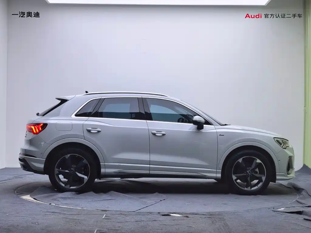 Audi Q3 — миниатюра 3