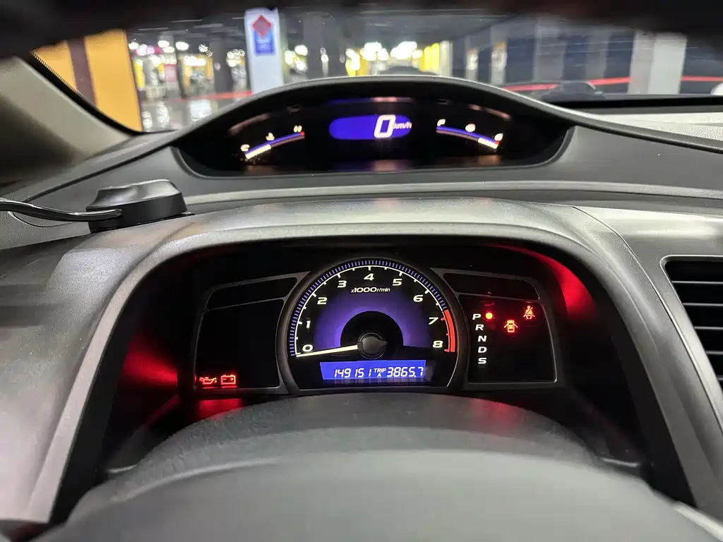 Honda Civic — миниатюра 9