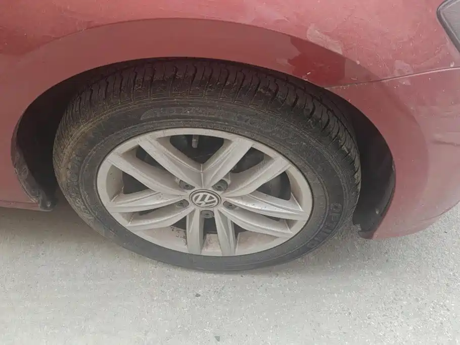Volkswagen Golf — миниатюра 6
