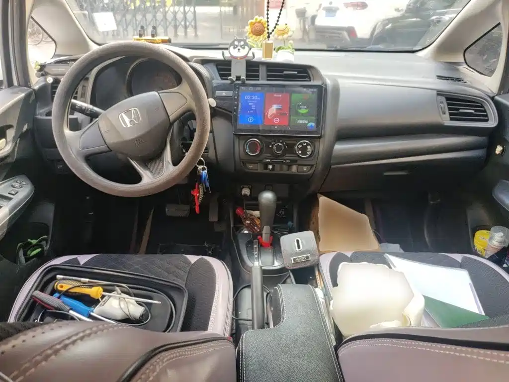 Honda Fit — миниатюра 10