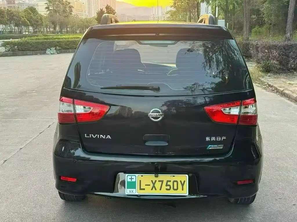 Nissan Livina — миниатюра 8