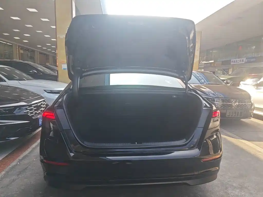Honda Accord — миниатюра 19