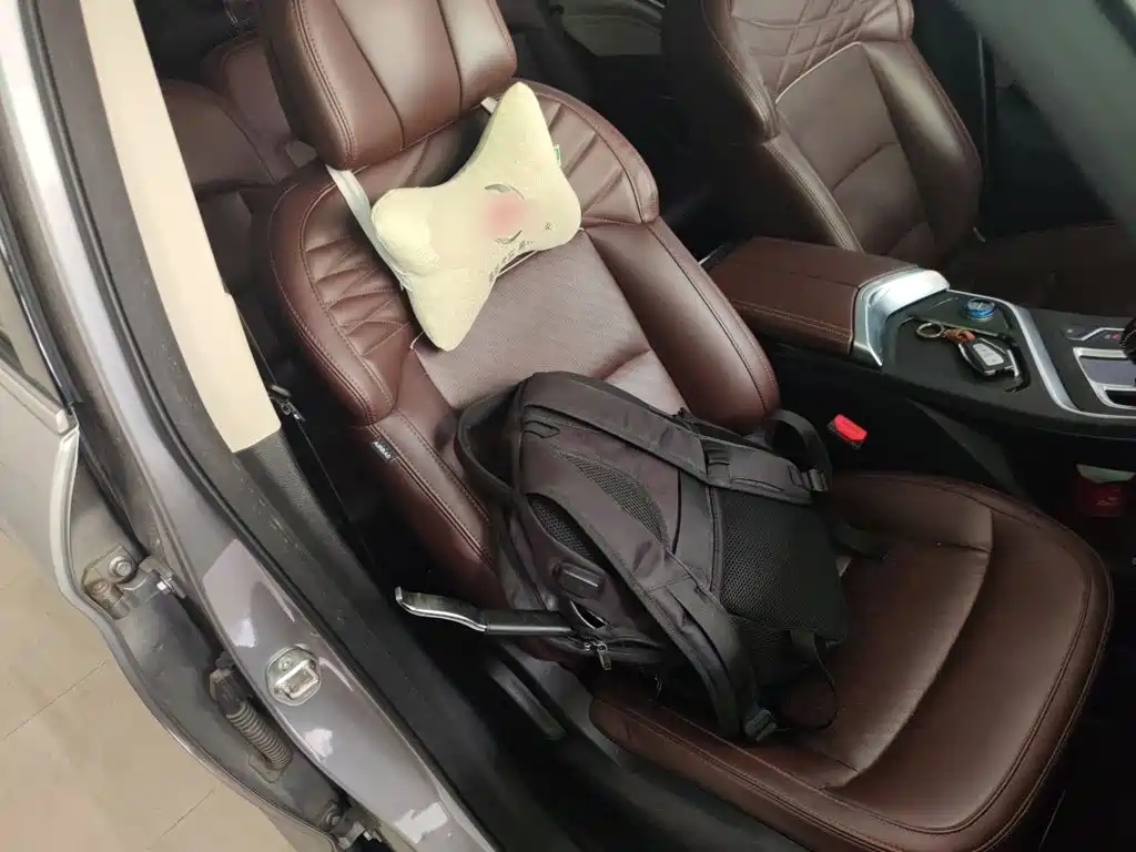 Geely Jia Ji New Energy — миниатюра 16