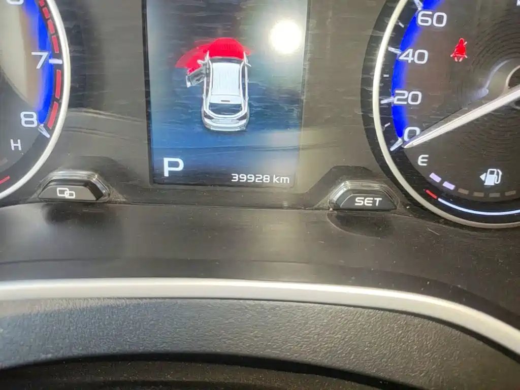 Geely Vision S1 — миниатюра 12