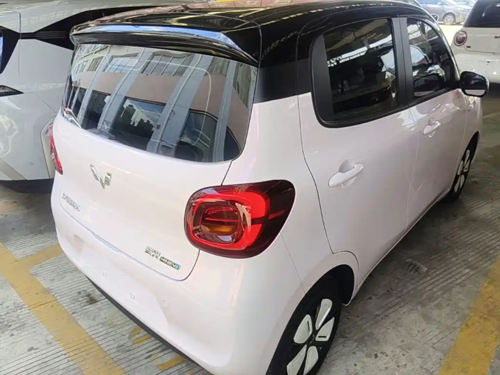 Wuling Mini EV MINIEV 2025 Premium +