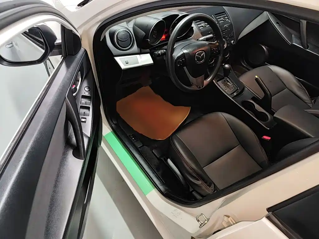 Mazda 3 Xingcheng — миниатюра 16