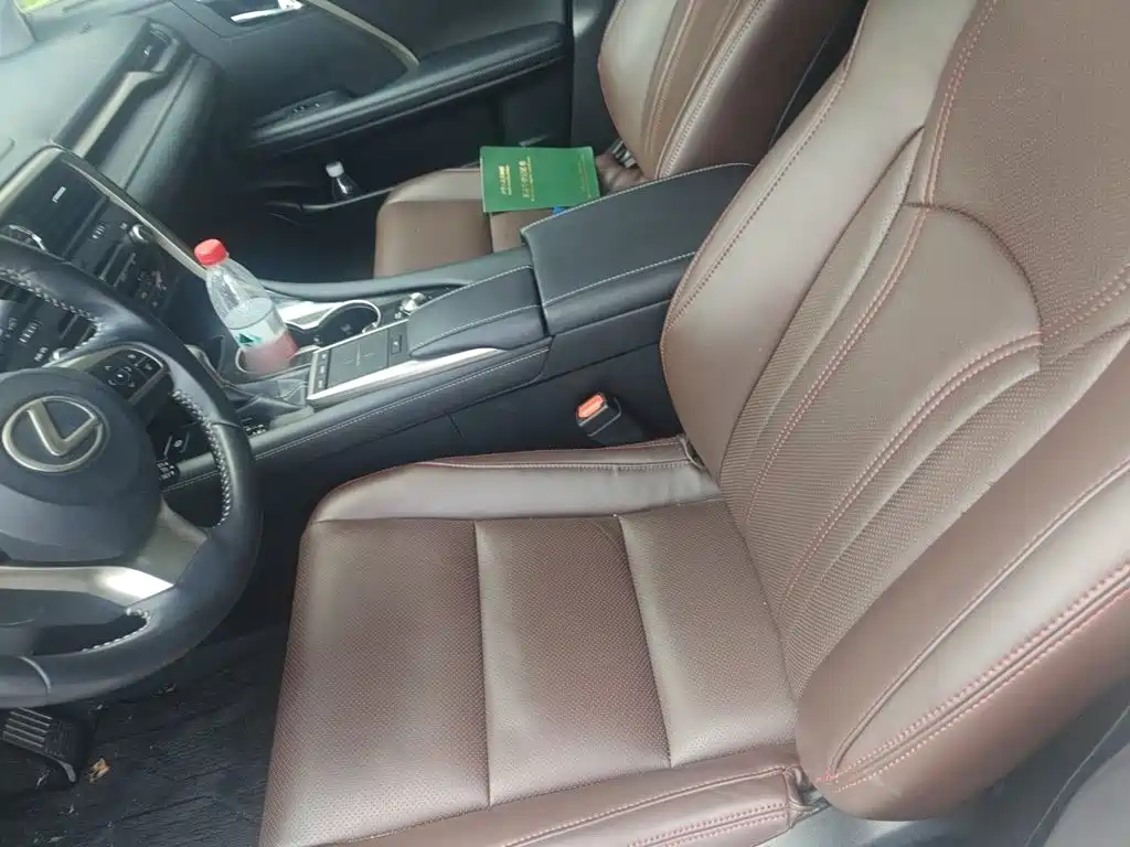 Lexus RX — миниатюра 11