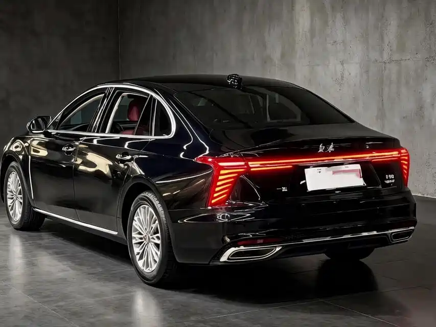 Hongqi Hongqi H5 — миниатюра 7